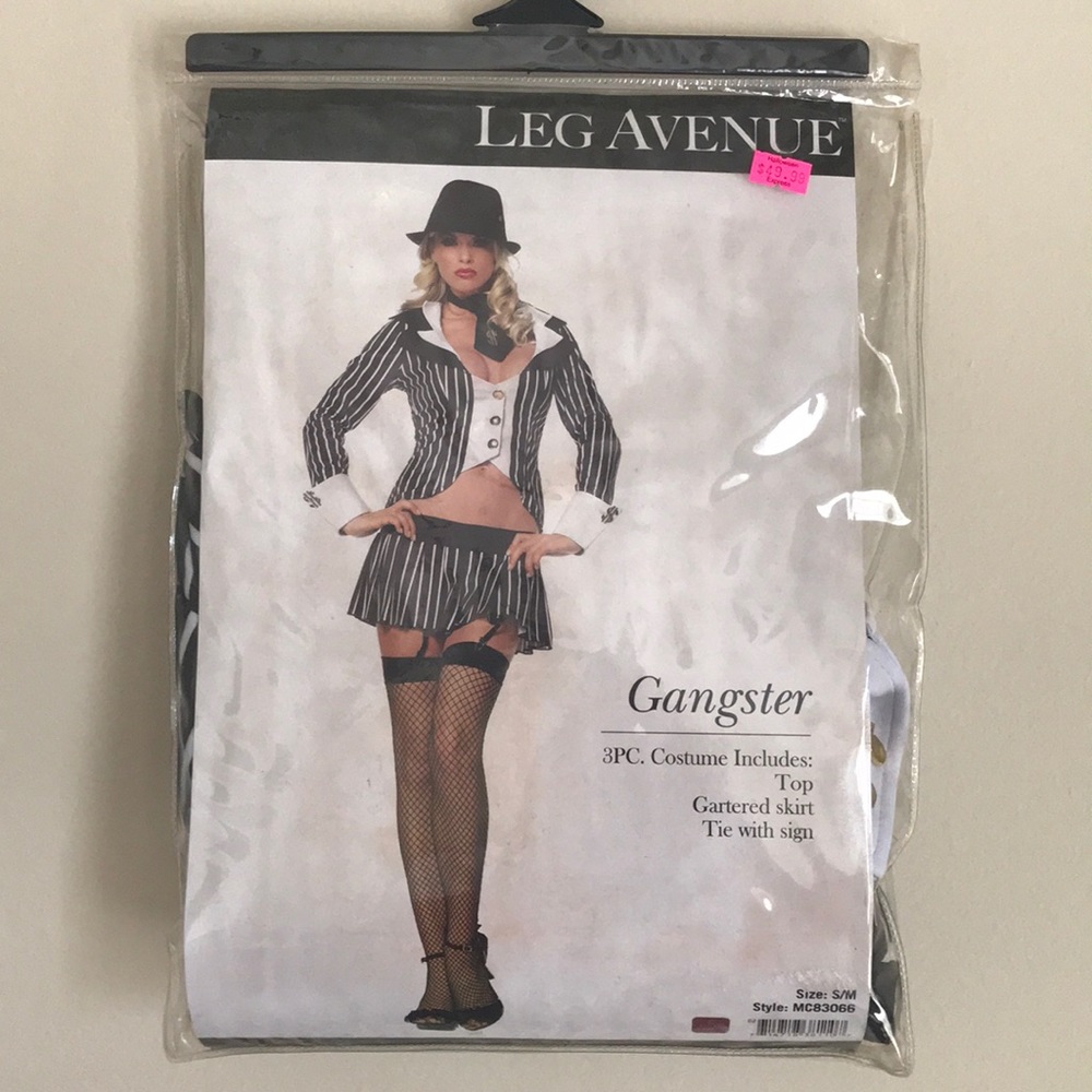 Woman’s gangster costume